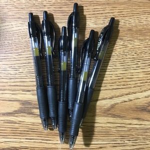 Pilot G2 Black ink 0.7 gel pens —brand new!